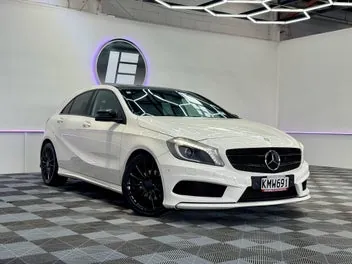 Mercedes-Benz A 200 2013 photo 2