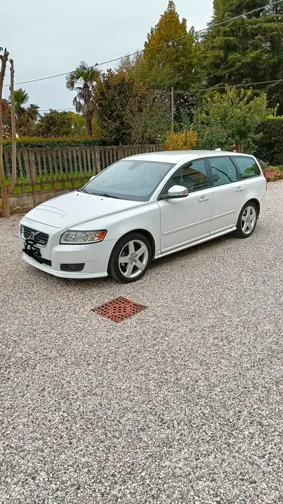 Volvo V50