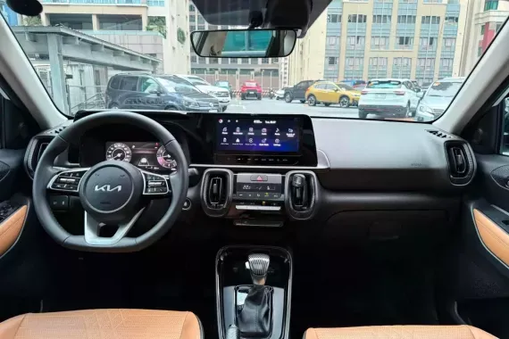 Kia Sonet 2024 photo 2