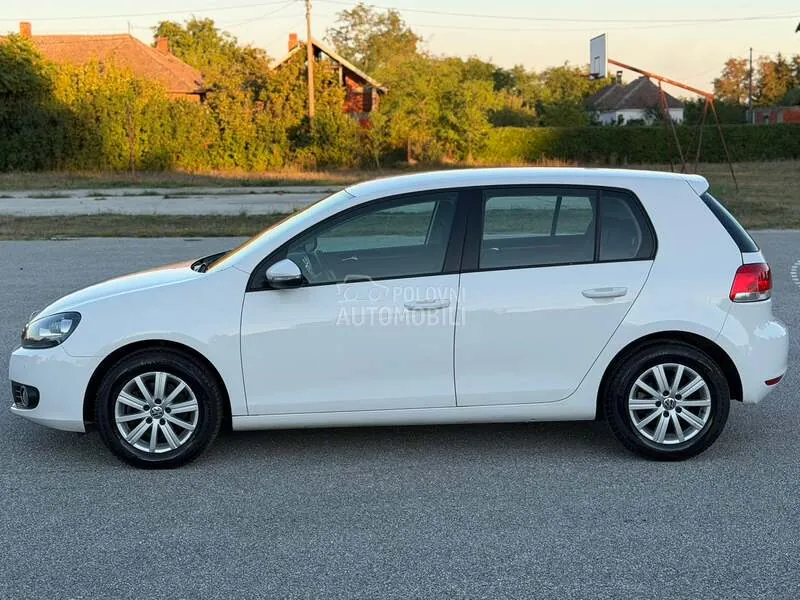Volkswagen Golf 6 2012 photo 2