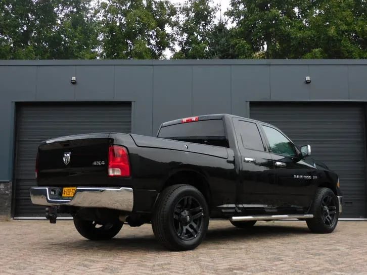 Dodge Ram 1500 2013 photo 3
