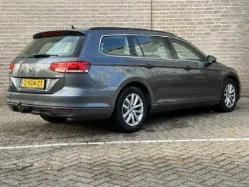 Volkswagen Passat 2015 photo 2