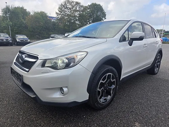 Subaru Xv 2013 photo 3