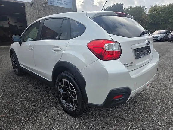 Subaru Xv 2013 photo 5