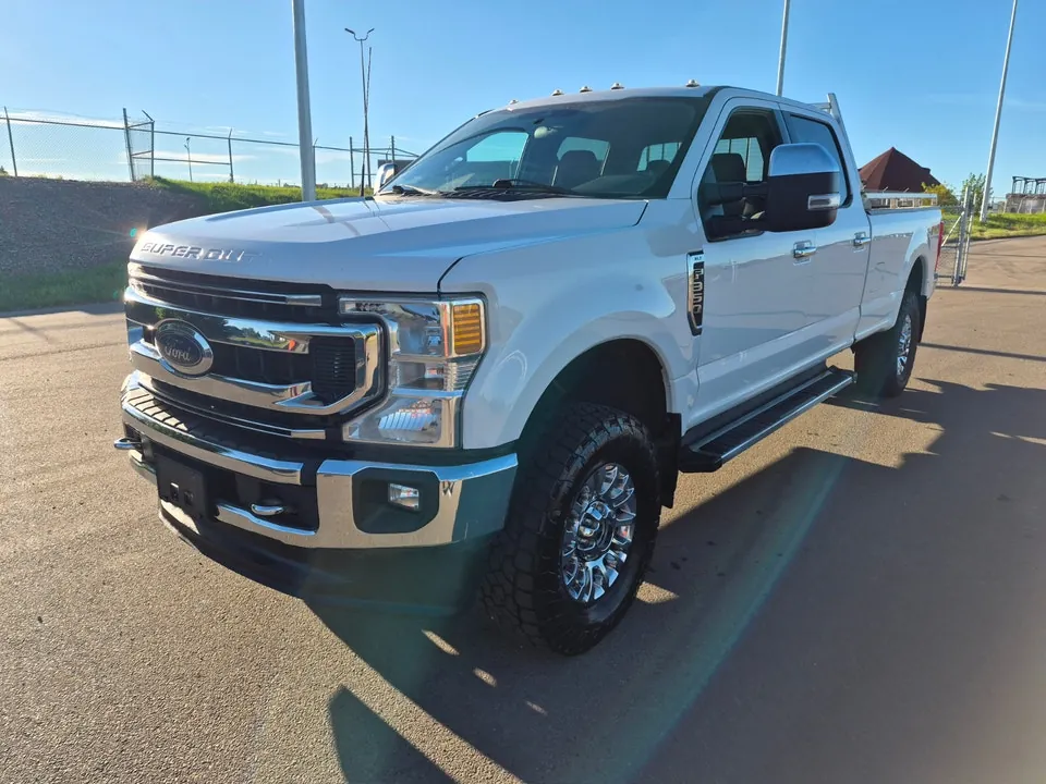 Ford F350 2022 photo 2