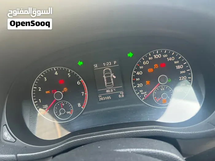 Volkswagen Passat 2014 photo 2