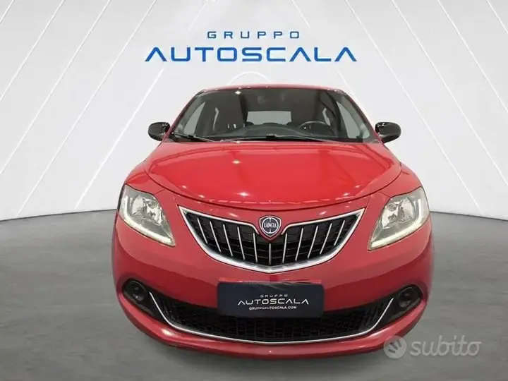 Lancia Ypsilon 2021 photo 2