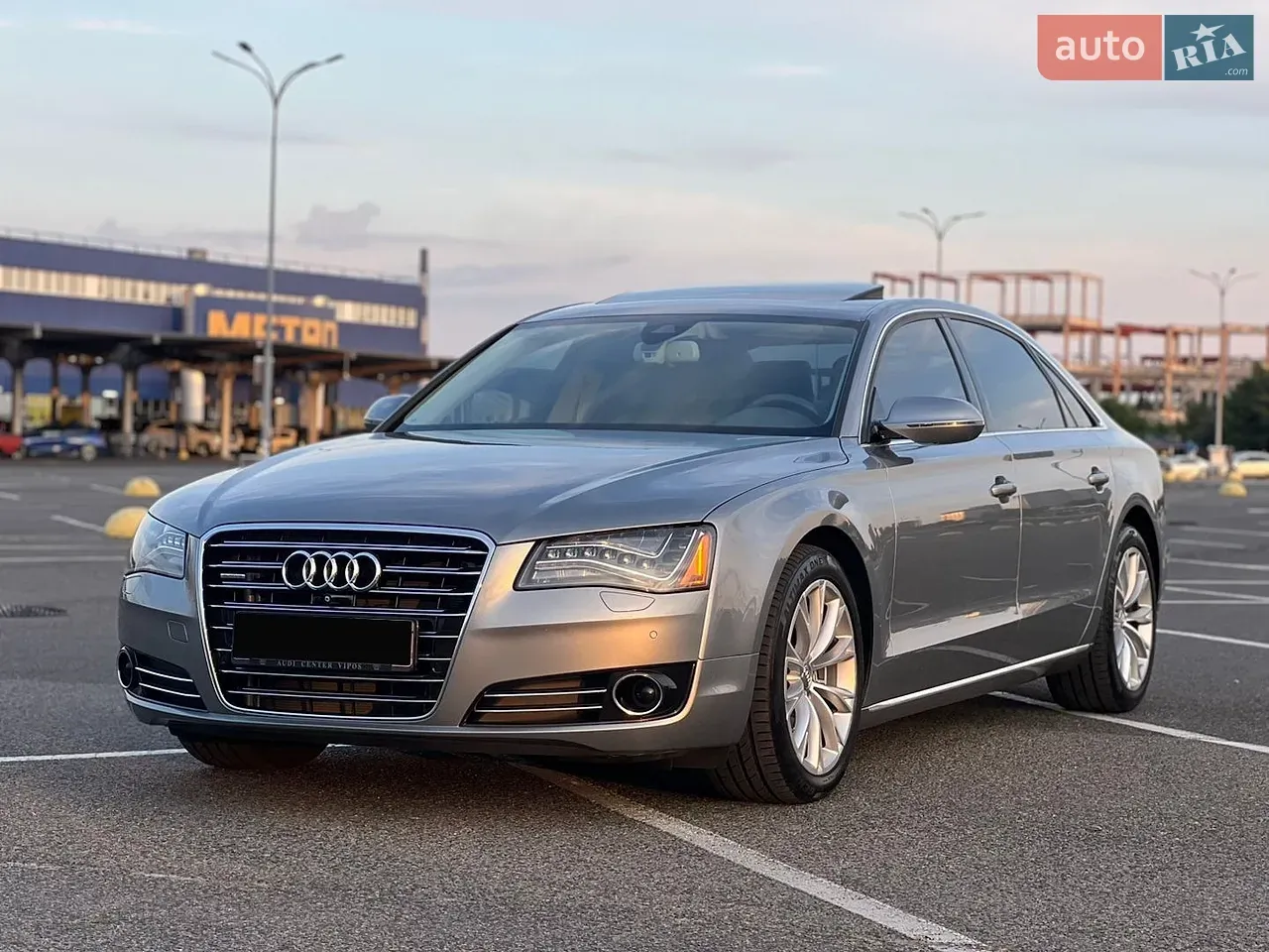 Audi A8 2013 photo 3