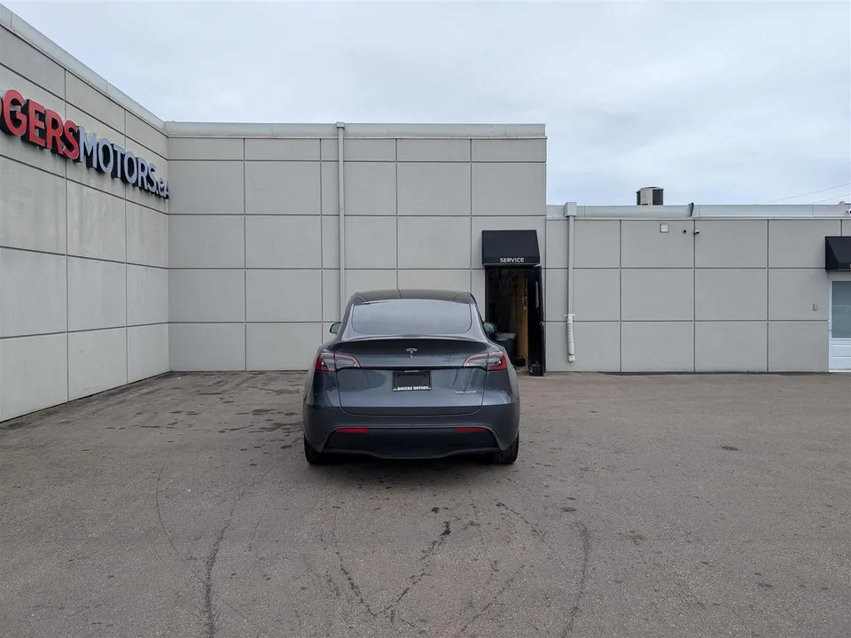 Tesla Model Y 2022 photo 4