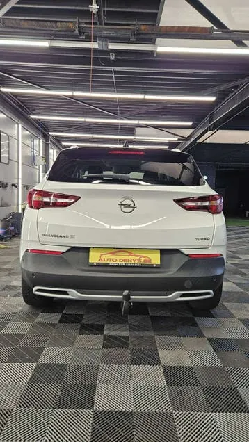 Opel Grandland X 2019 photo 2