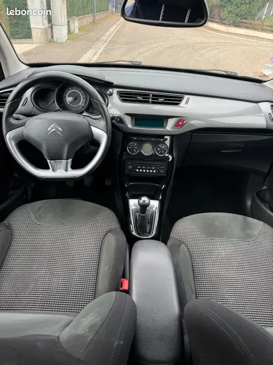 Citroen C3 2014 photo 3