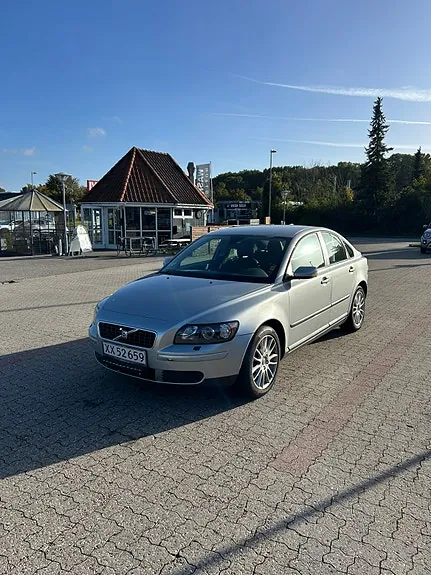Volvo S40