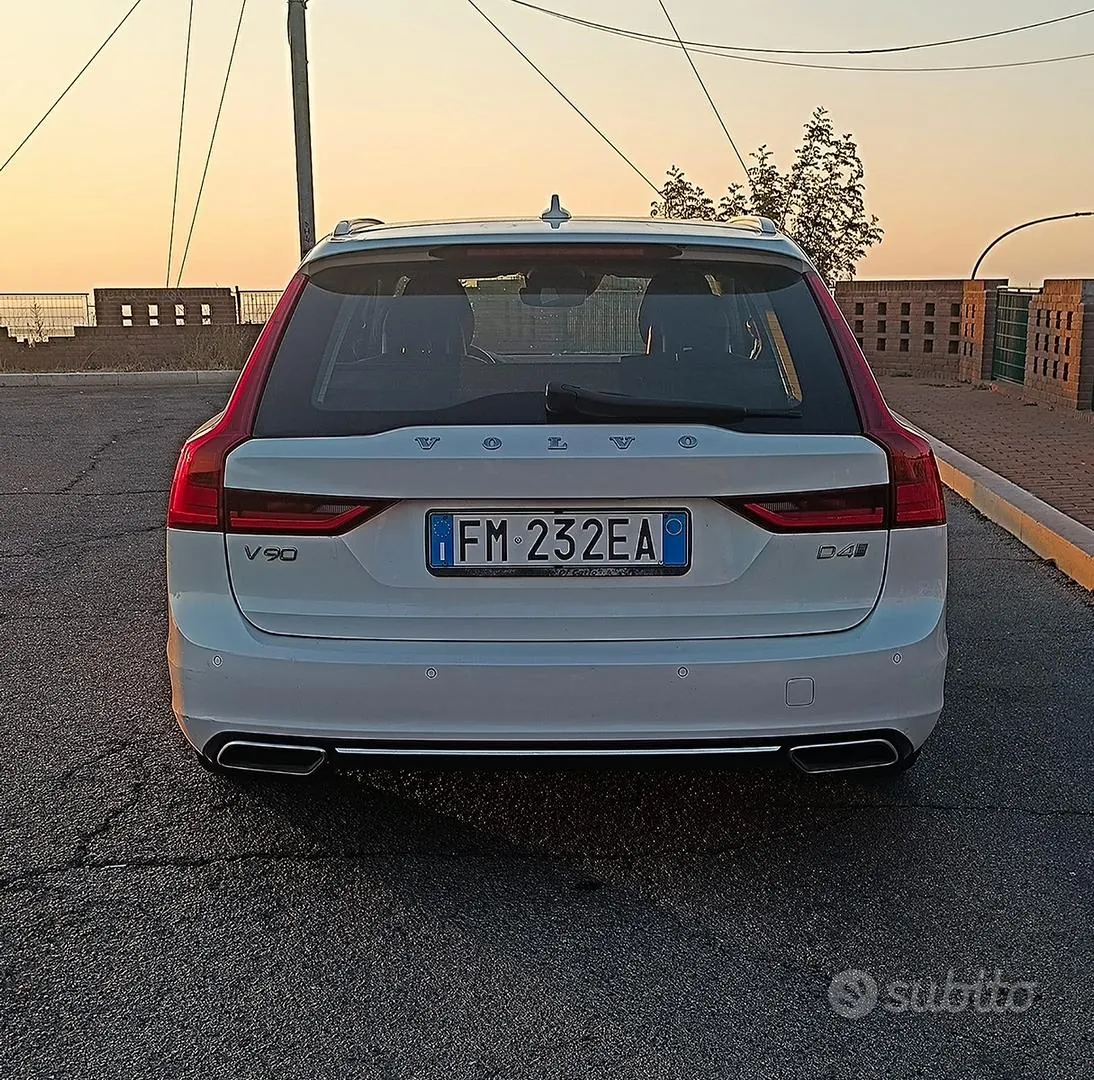 Volvo V90 2017 photo 2