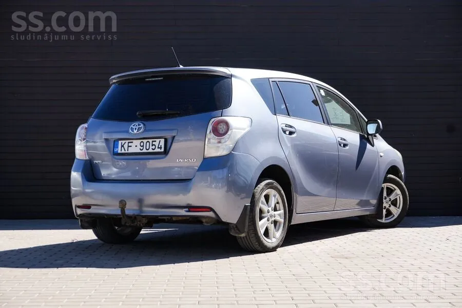 Toyota Corolla Verso 2009 photo 3