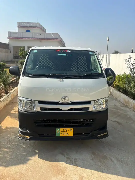 Toyota Hiace