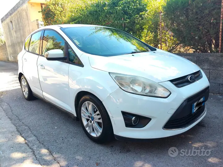 Ford C-Max 2011 photo 2
