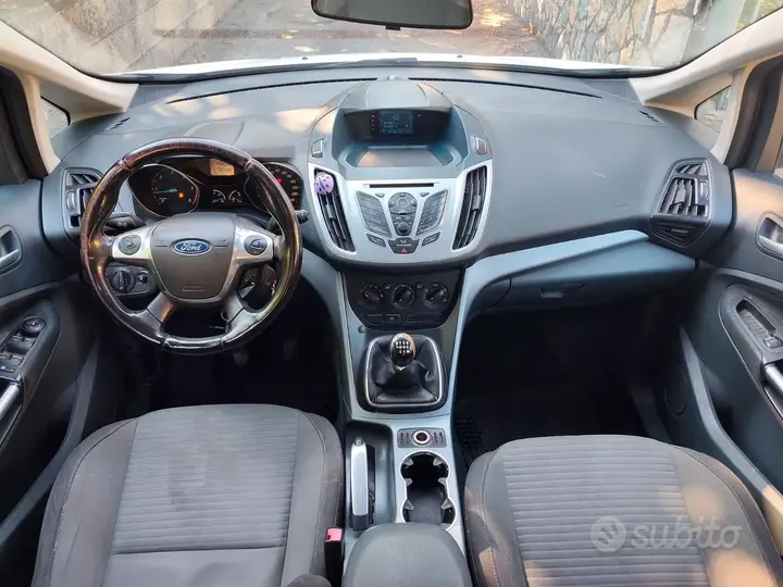 Ford C-Max 2011 photo 5