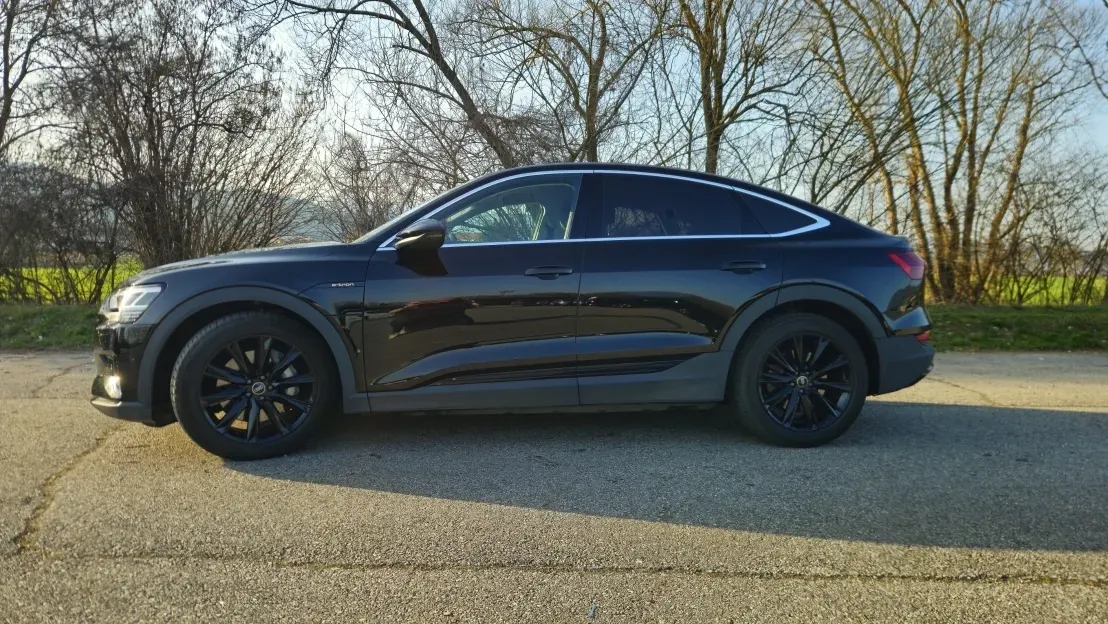 Audi E-Tron 2021 photo 3