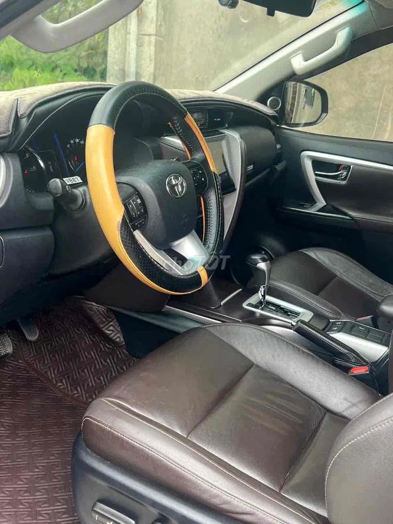 Toyota Fortuner 2019 photo 5