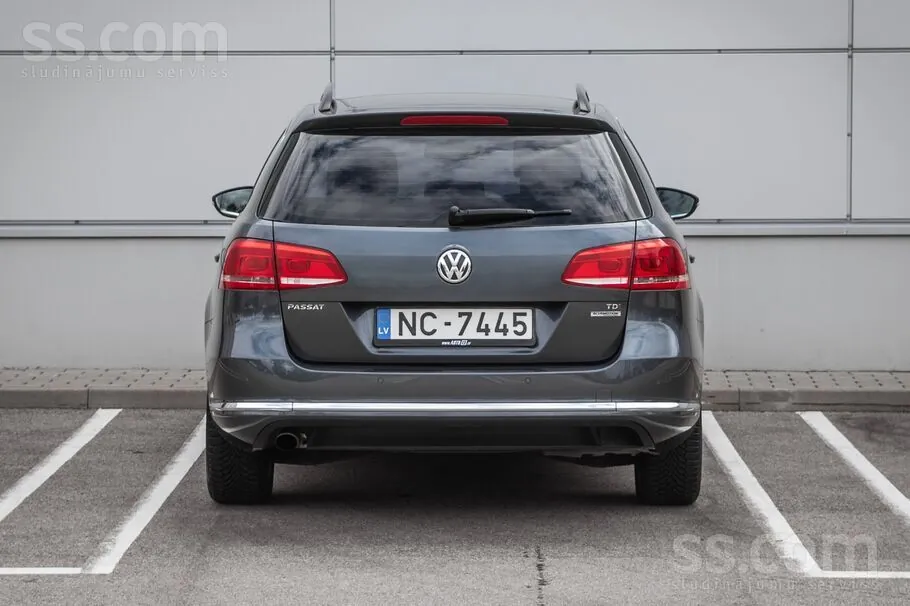 Volkswagen Passat B7 2011 photo 5