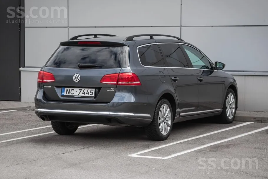Volkswagen Passat B7 2011 photo 4