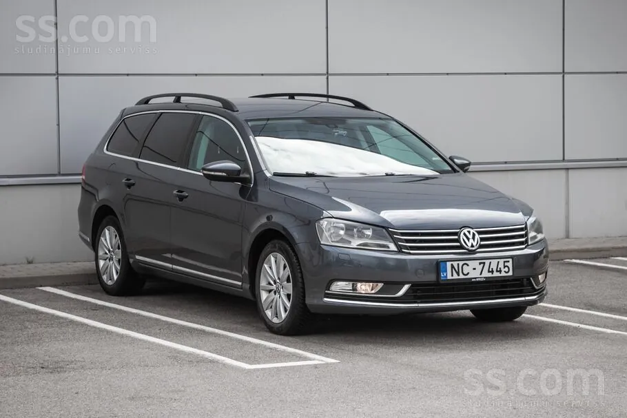 Volkswagen Passat B7 2011 photo 3