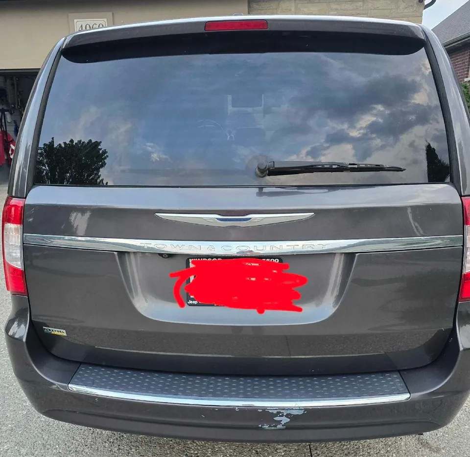 Chrysler Town & Country 2015 photo 4
