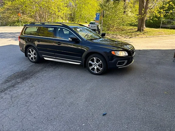 Volvo Xc70 2010 photo 2