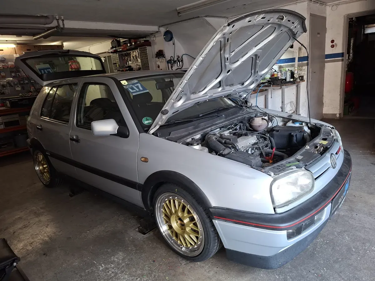 Volkswagen Golf 1996 photo 2
