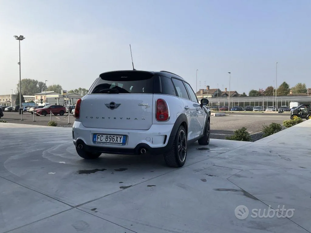 Mini Countryman 2012 photo 2