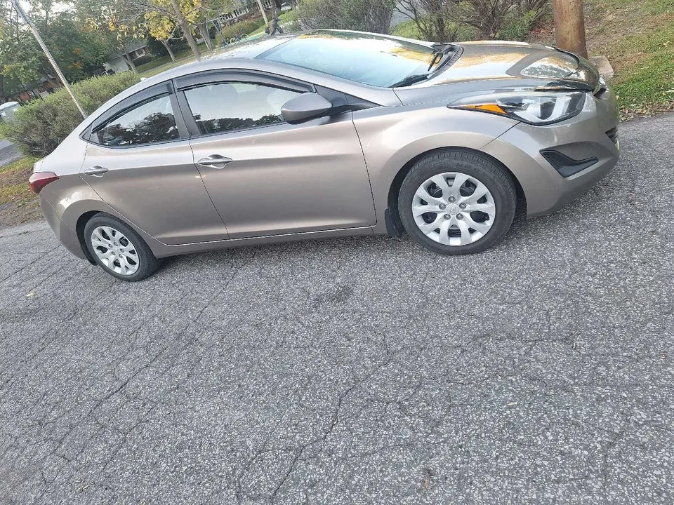 Hyundai Elantra 2014 photo 4