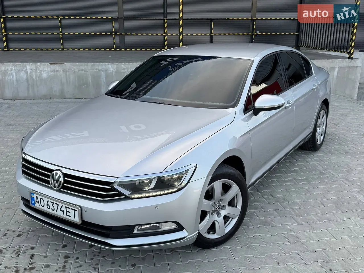 Volkswagen Passat 2015 photo 2