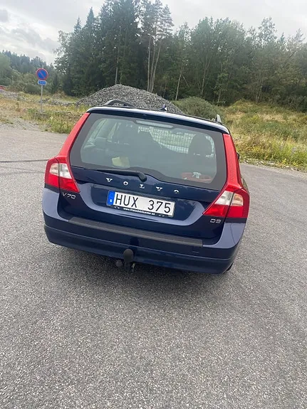 Volvo V70 2011 photo 2