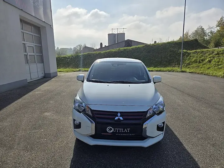 Mitsubishi Space Star 2021 photo 2