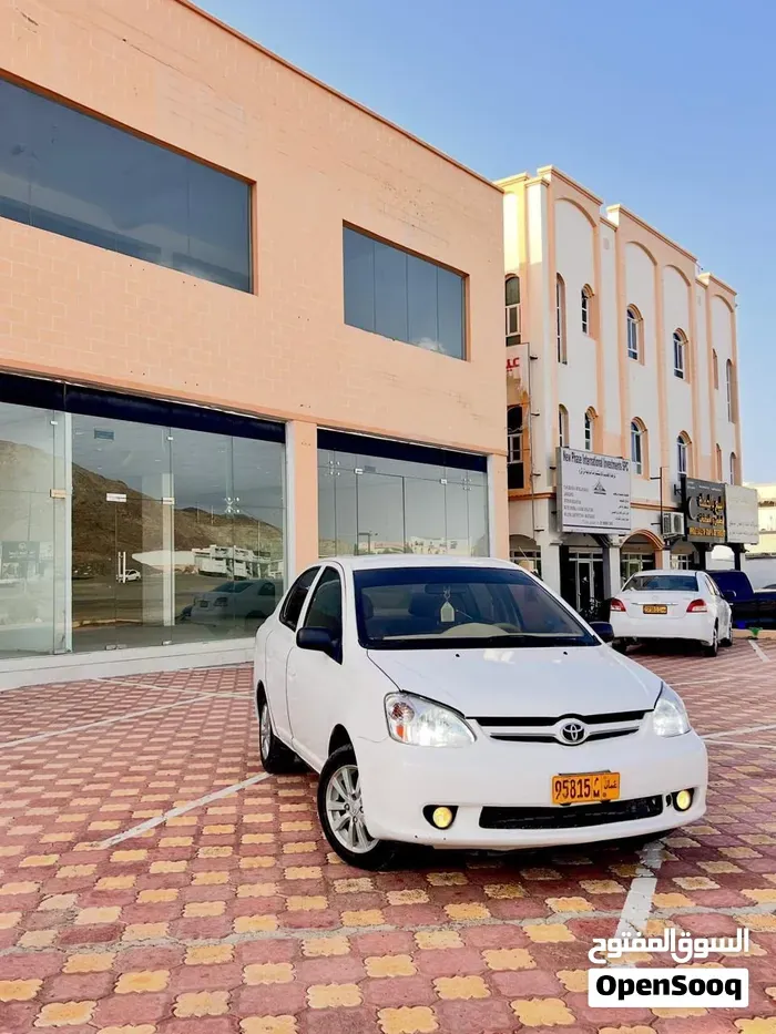 Toyota Echo