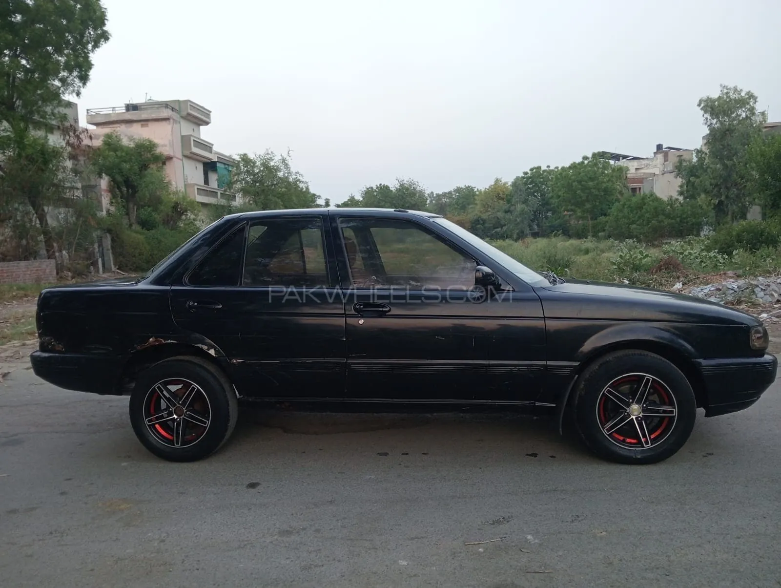 Nissan Sunny