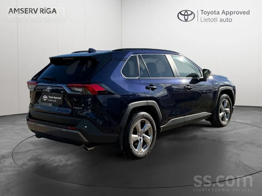 Toyota Rav4 2021 photo 2