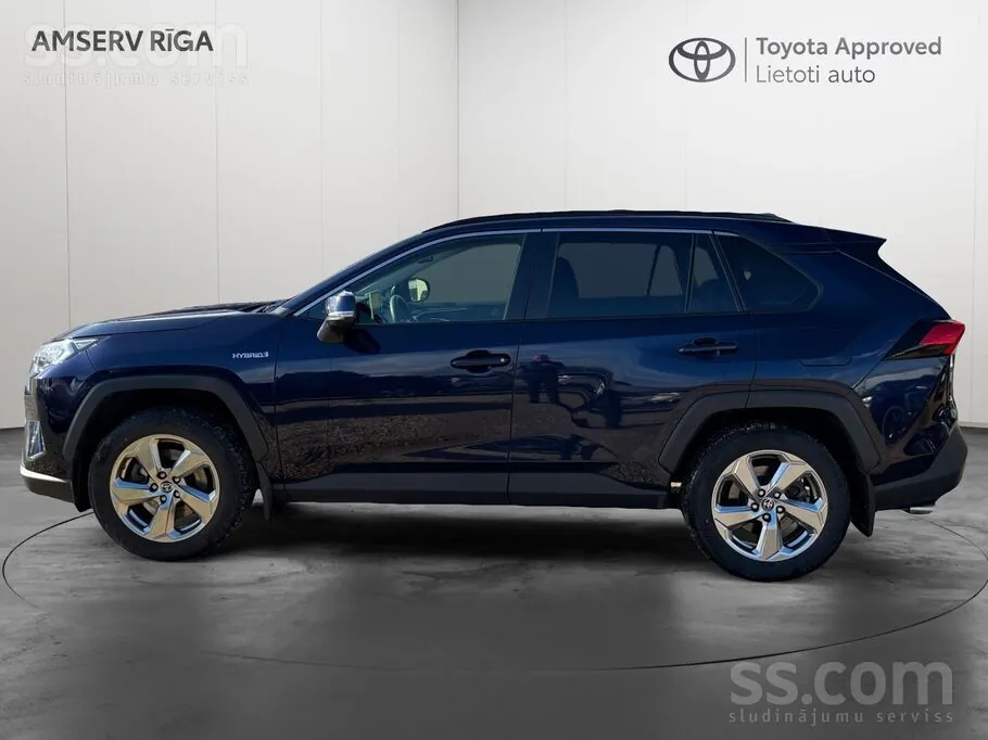 Toyota Rav4 2021 photo 3