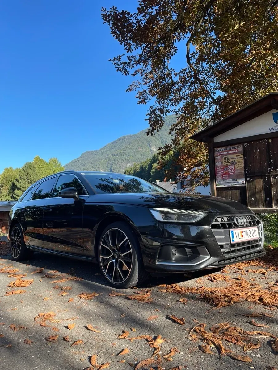 Audi A4 2020 photo 2