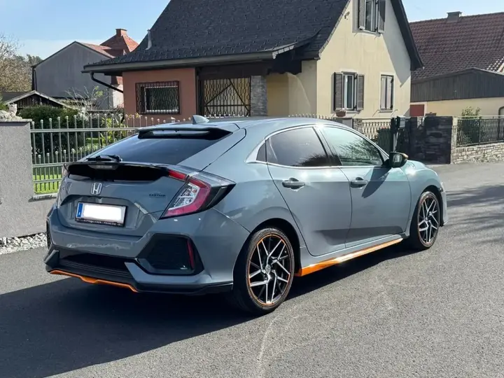 Honda Civic 2019 photo 3