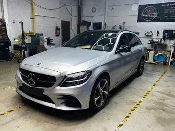Mercedes-Benz C-Class 2019 photo 2