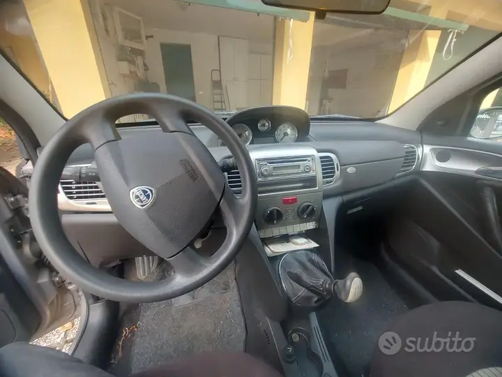 Lancia Ypsilon 2008 photo 4