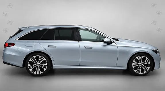 Mercedes-Benz E300 De 2025 photo 2