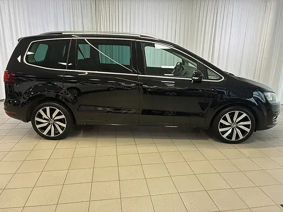 Volkswagen Sharan 2018 photo 2