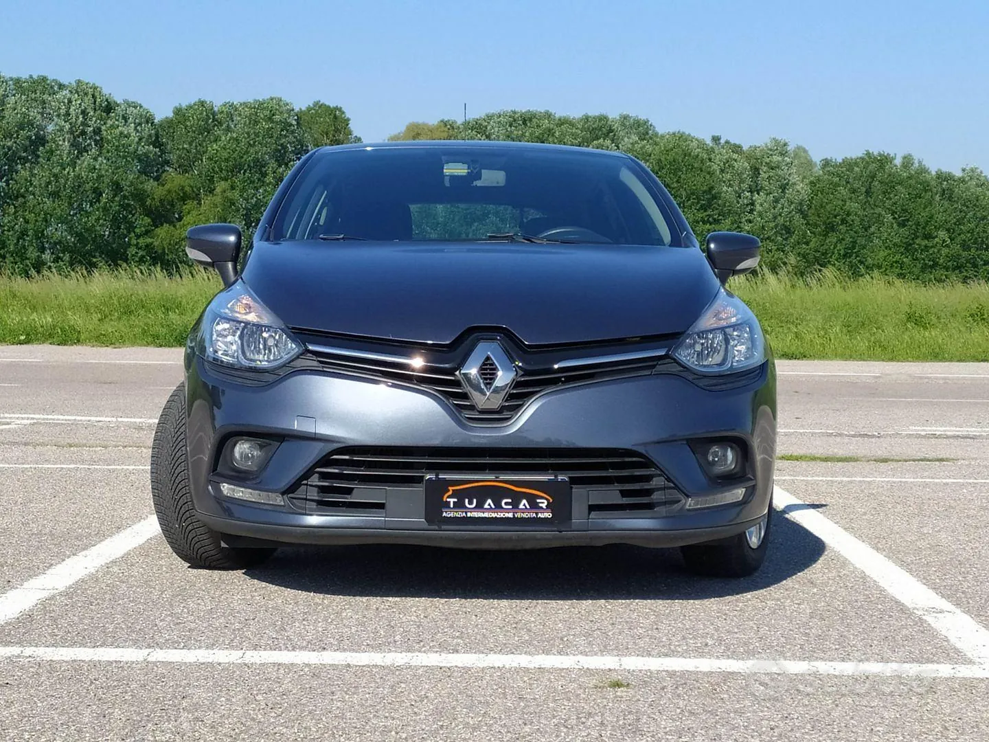 Renault Clio 2019 photo 2