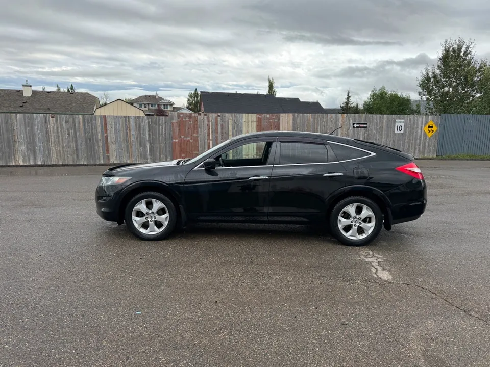 Honda Accord Crosstour 2010 photo 2