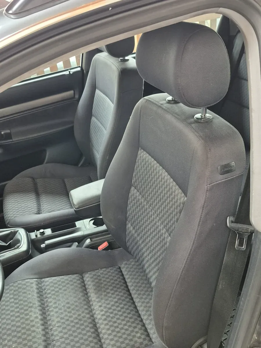 Audi A4 1999 photo 3
