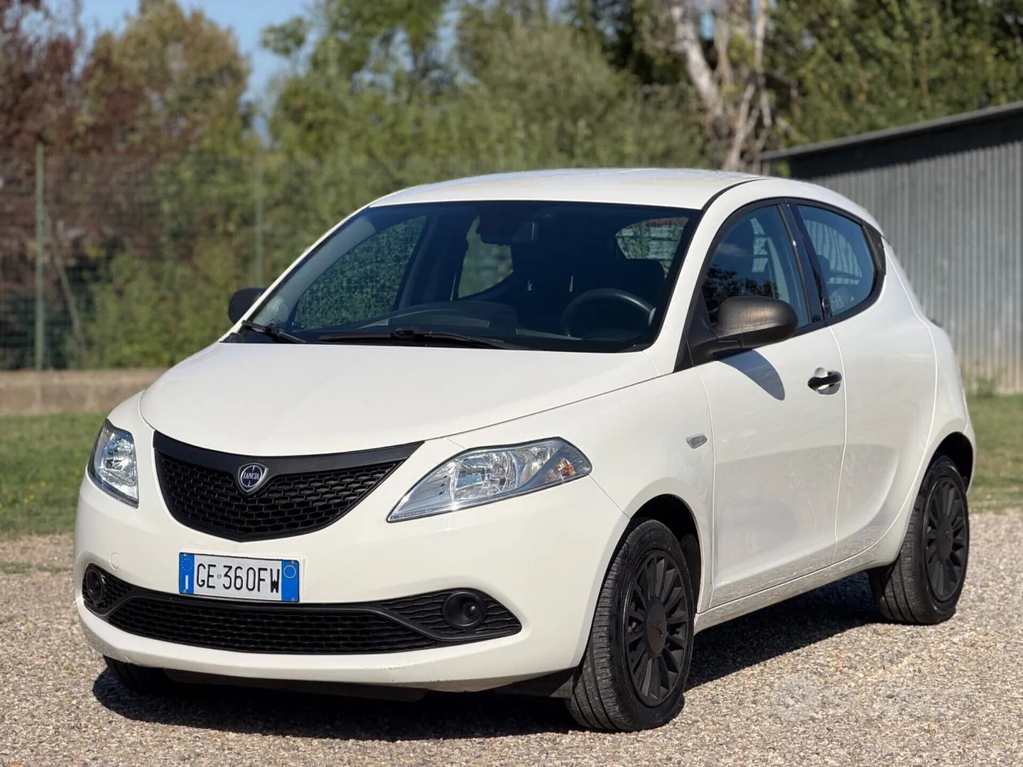 Lancia Ypsilon 2021 photo 2