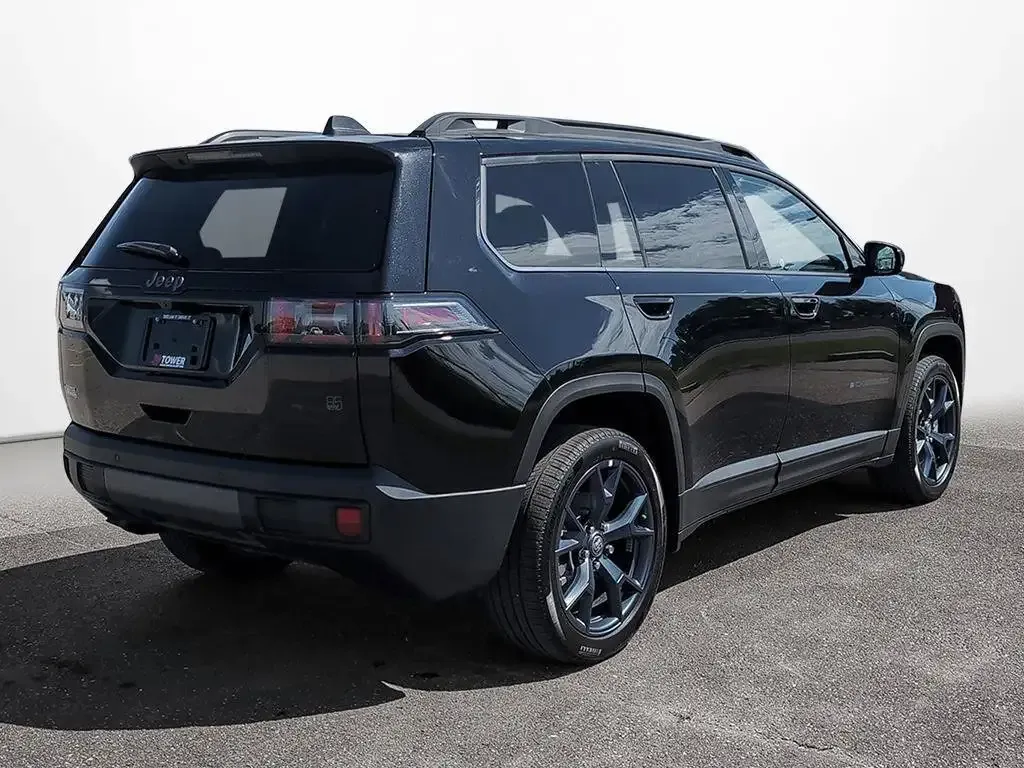 Jeep Cherokee 2026 photo 5