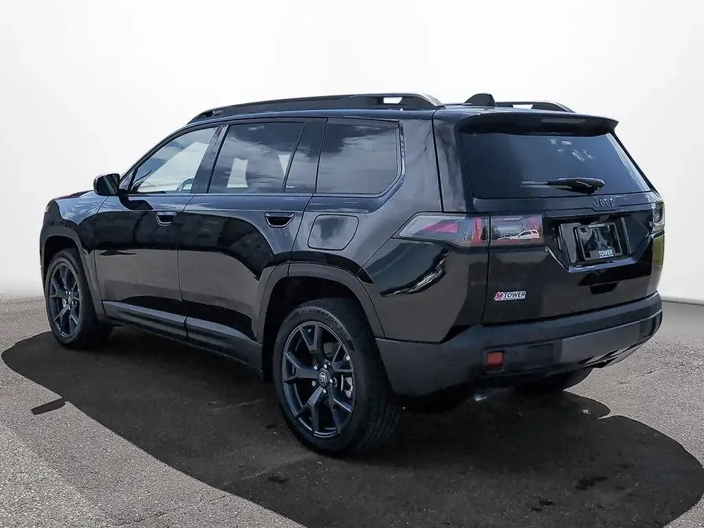 Jeep Cherokee 2026 photo 3